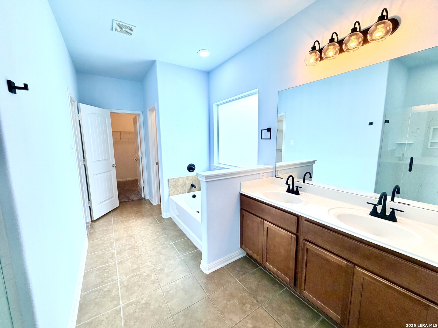 333 Soapstone Cibolo TX 78108