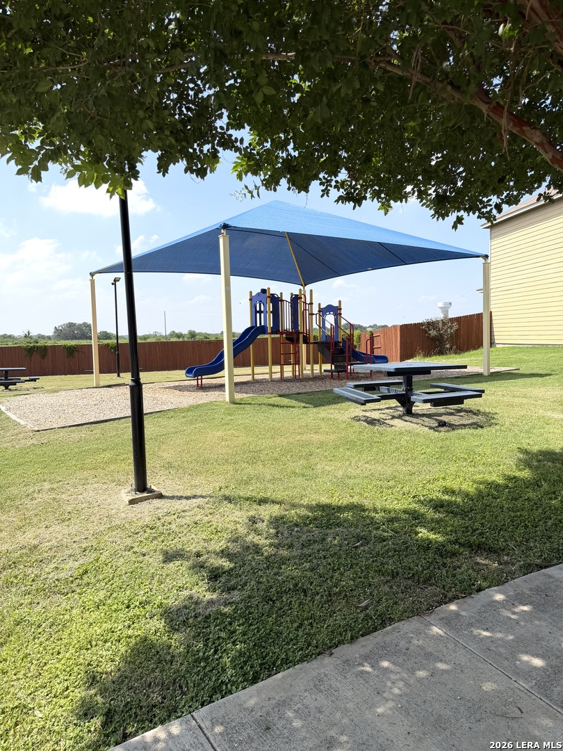 333 Soapstone Cibolo TX 78108