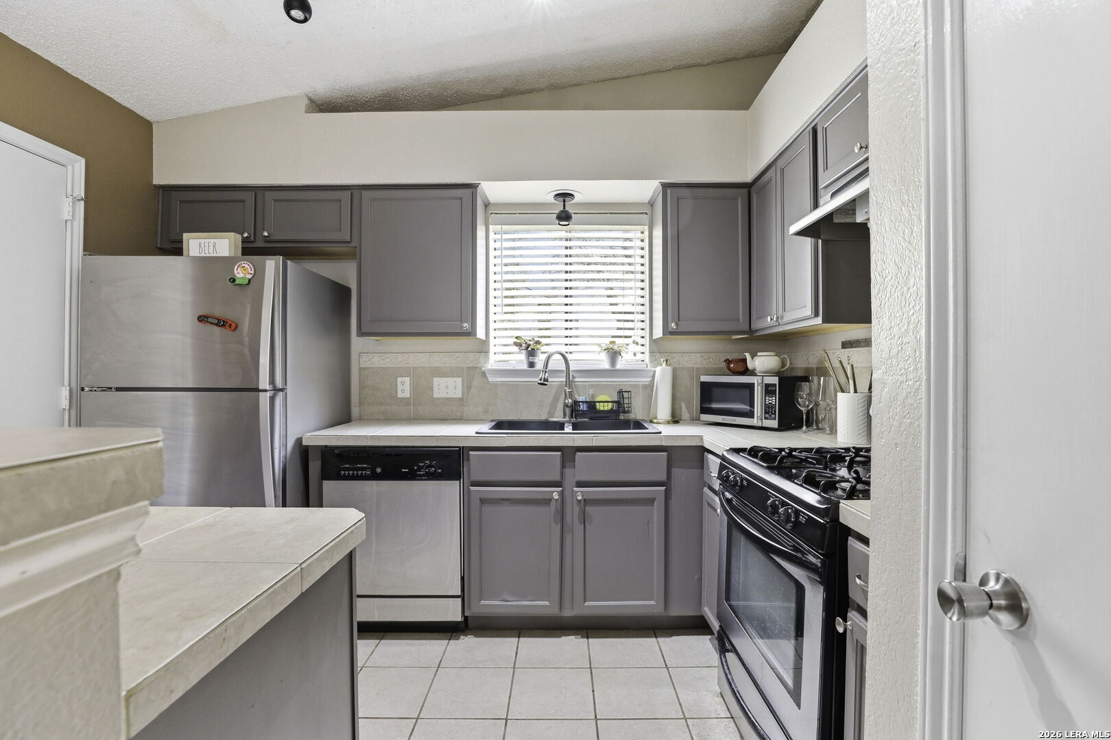 1603 Cattle Cove Austin TX 78748