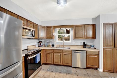 1501 Longhorn Floresville TX 78114
