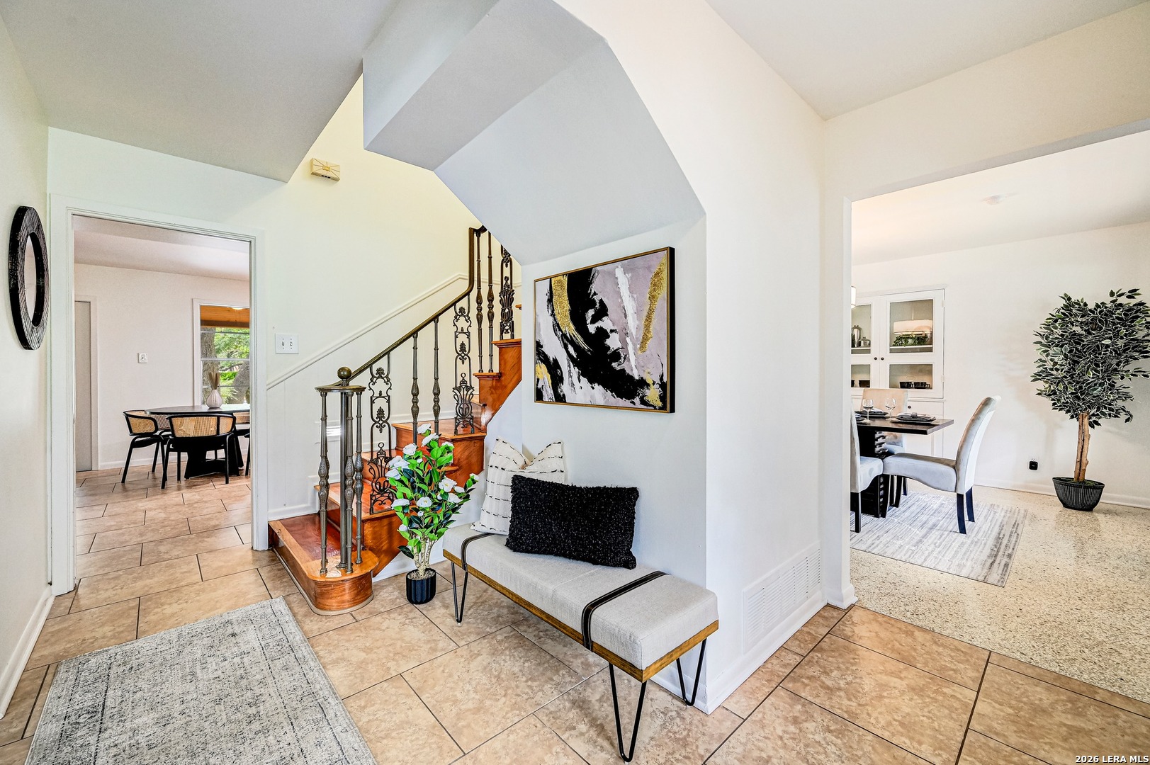 155 William Classen Hollywood Park TX 78232