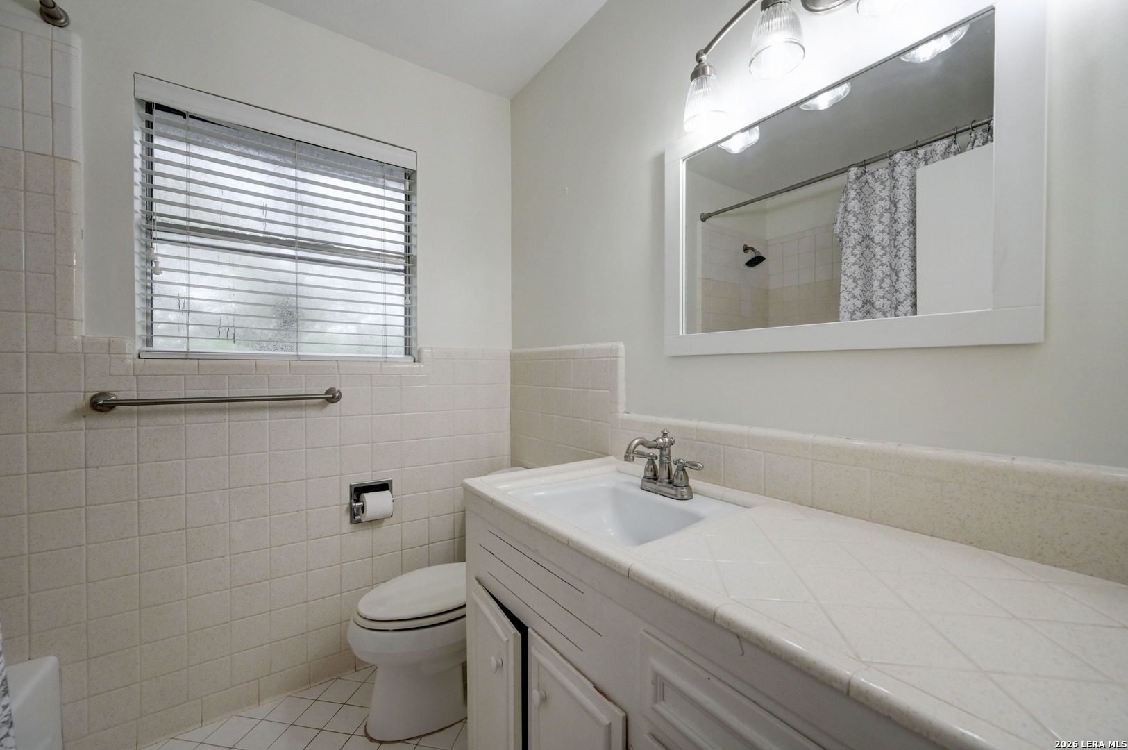 155 William Classen Hollywood Park TX 78232