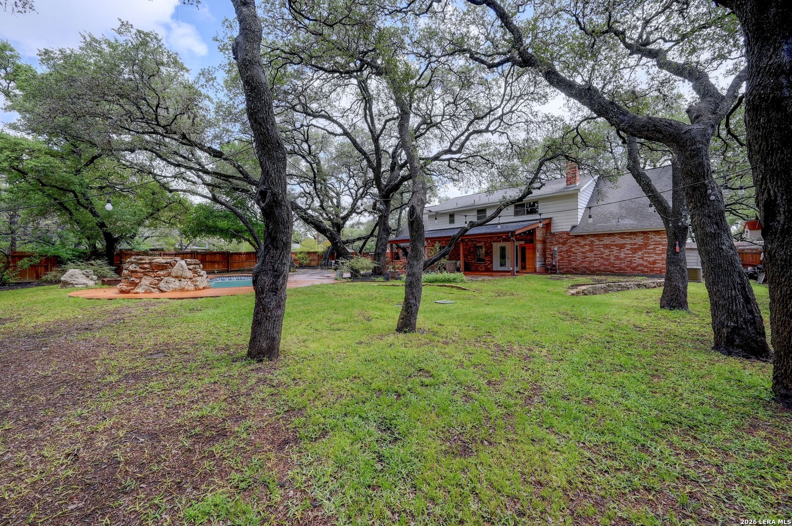 155 William Classen Hollywood Park TX 78232