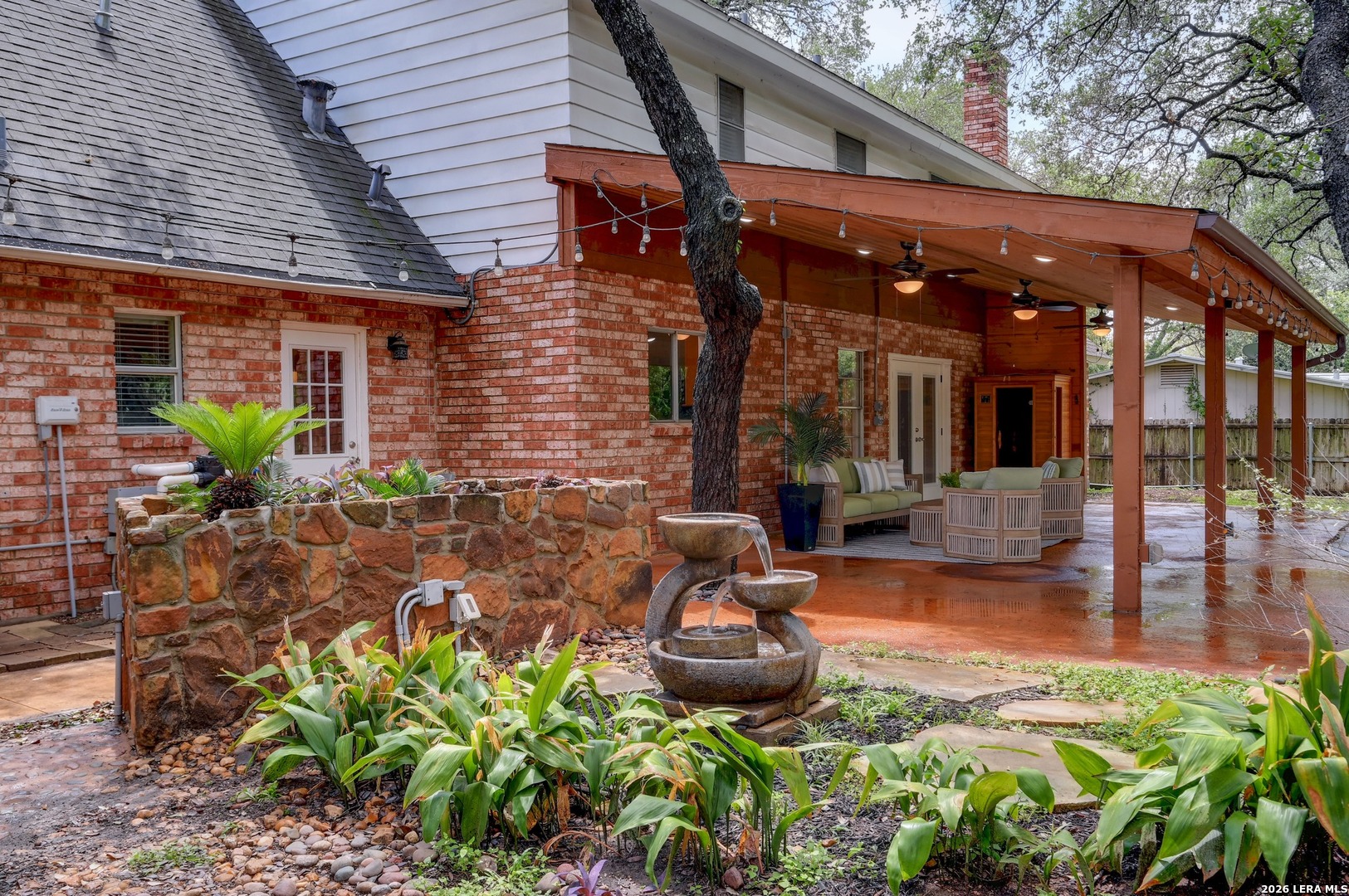 155 William Classen Hollywood Park TX 78232