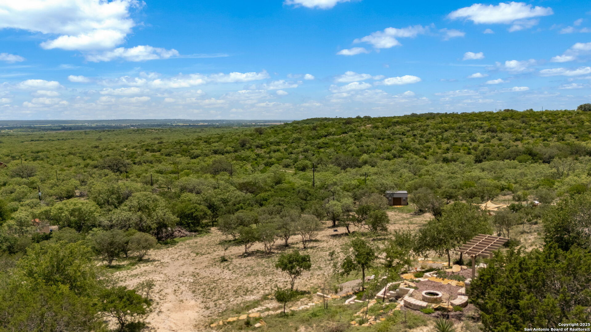 260 County Road 367 Hondo TX 78861