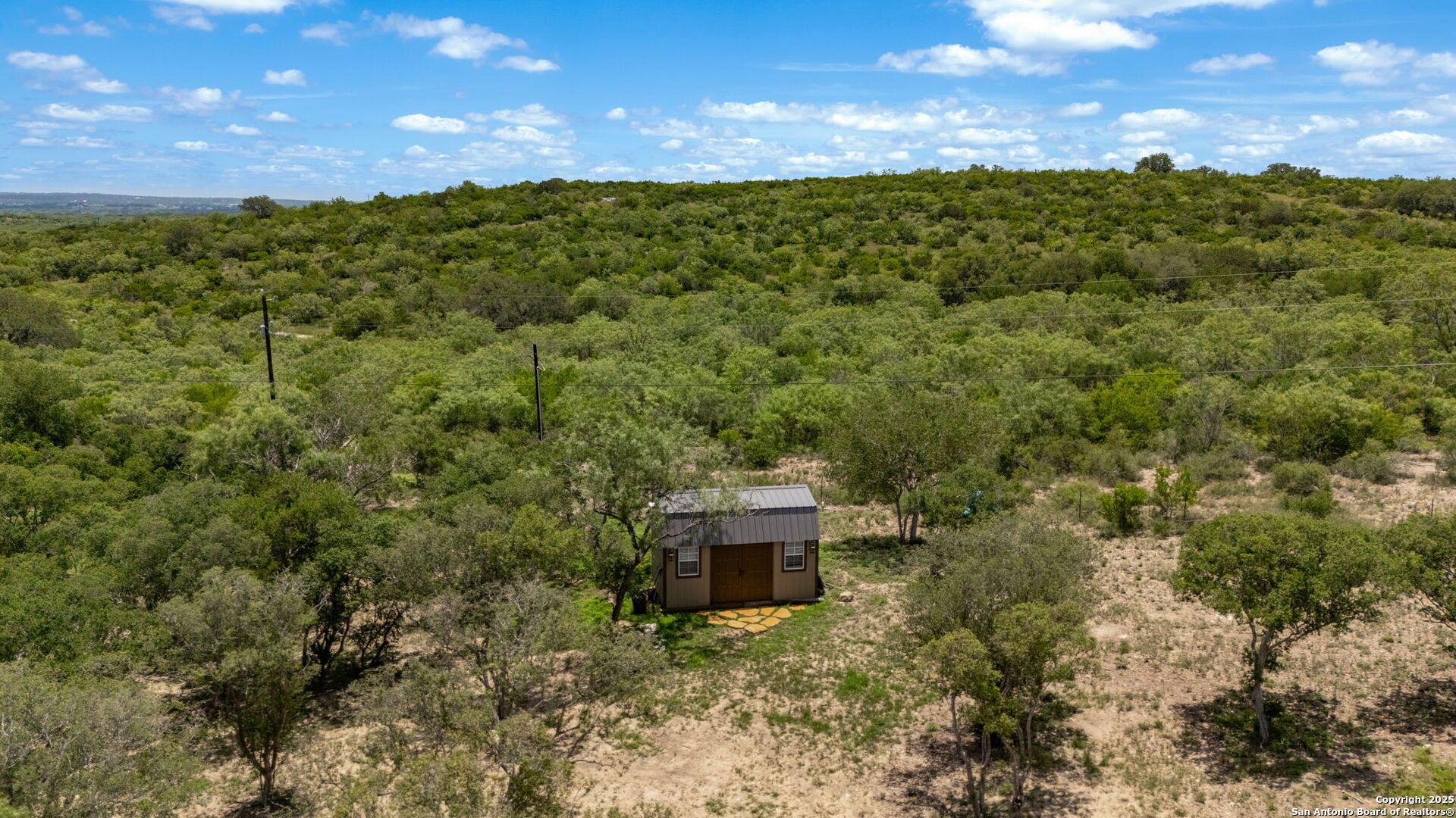 260 County Road 367 Hondo TX 78861