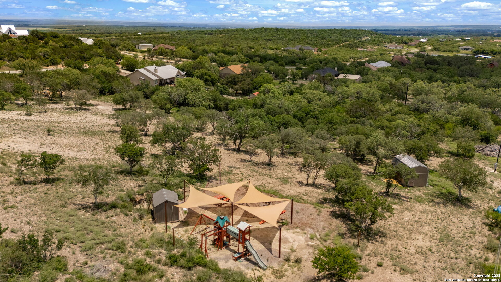 260 County Road 367 Hondo TX 78861