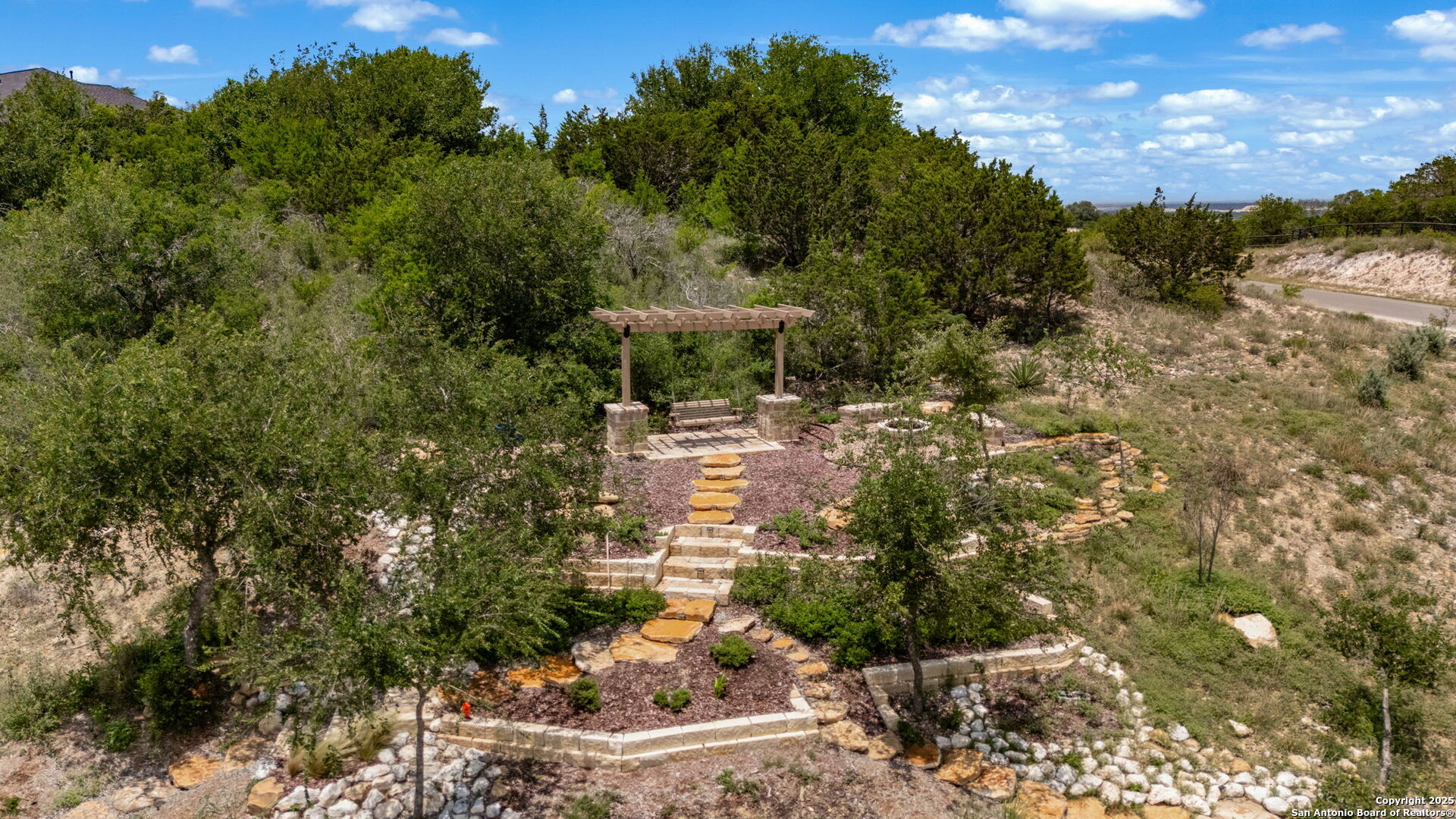 260 County Road 367 Hondo TX 78861