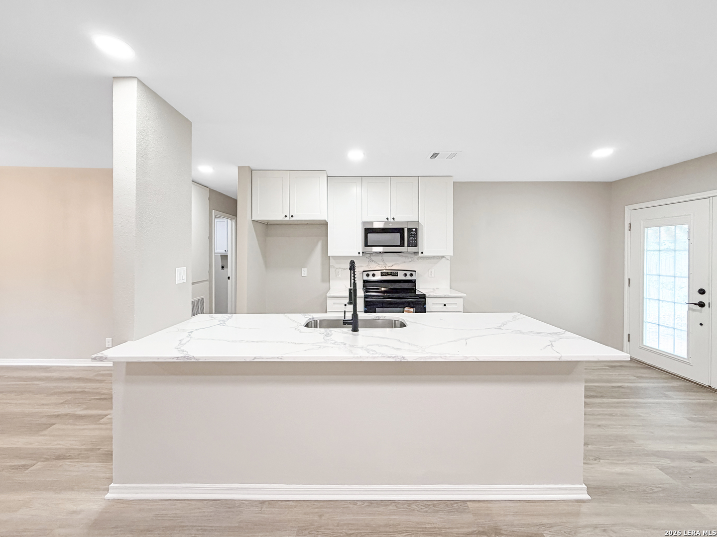 6927 Sunset Village Drive San Antonio TX 78249