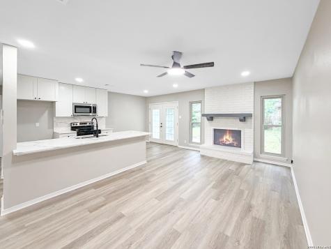 6927 Sunset Village Drive San Antonio TX 78249