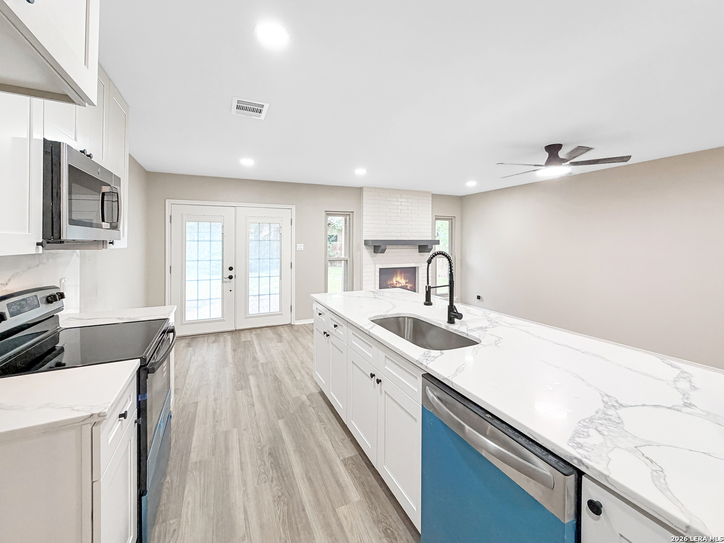 6927 Sunset Village Drive San Antonio TX 78249
