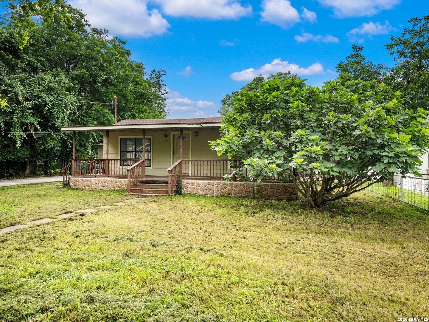 318 E Theissen Street Boerne TX 78006