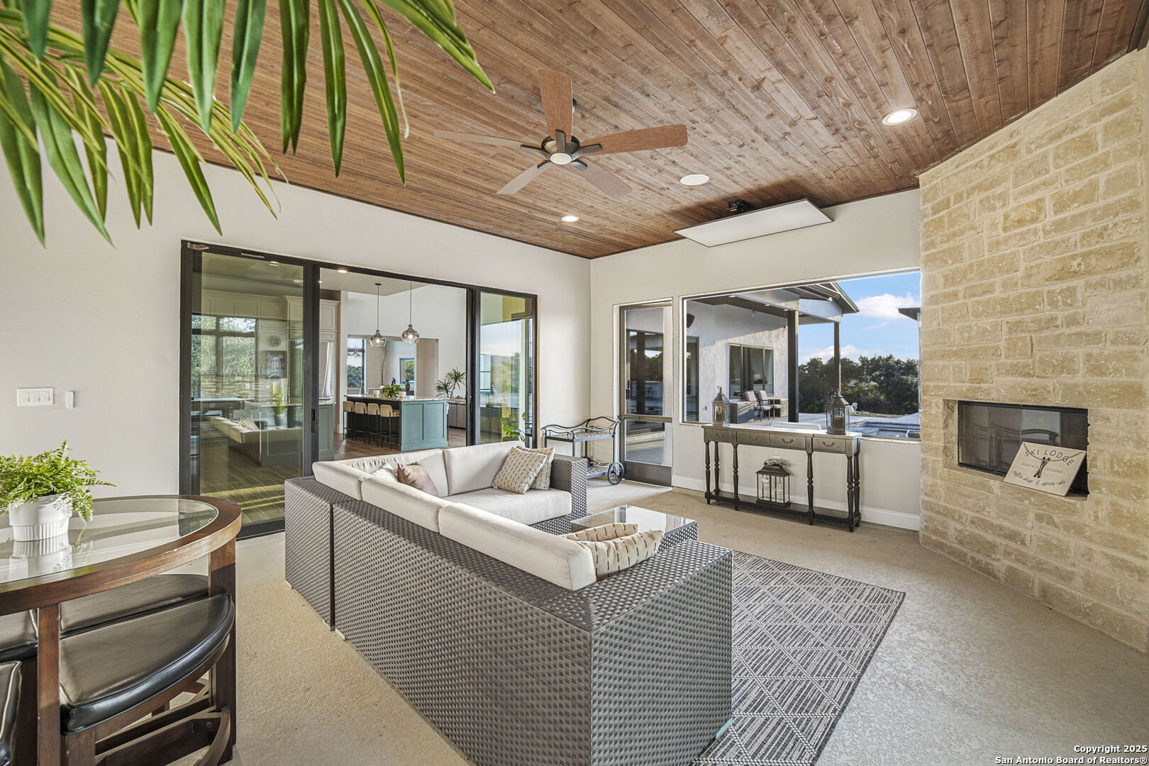 1418 Park Road 37 Helotes TX 78023