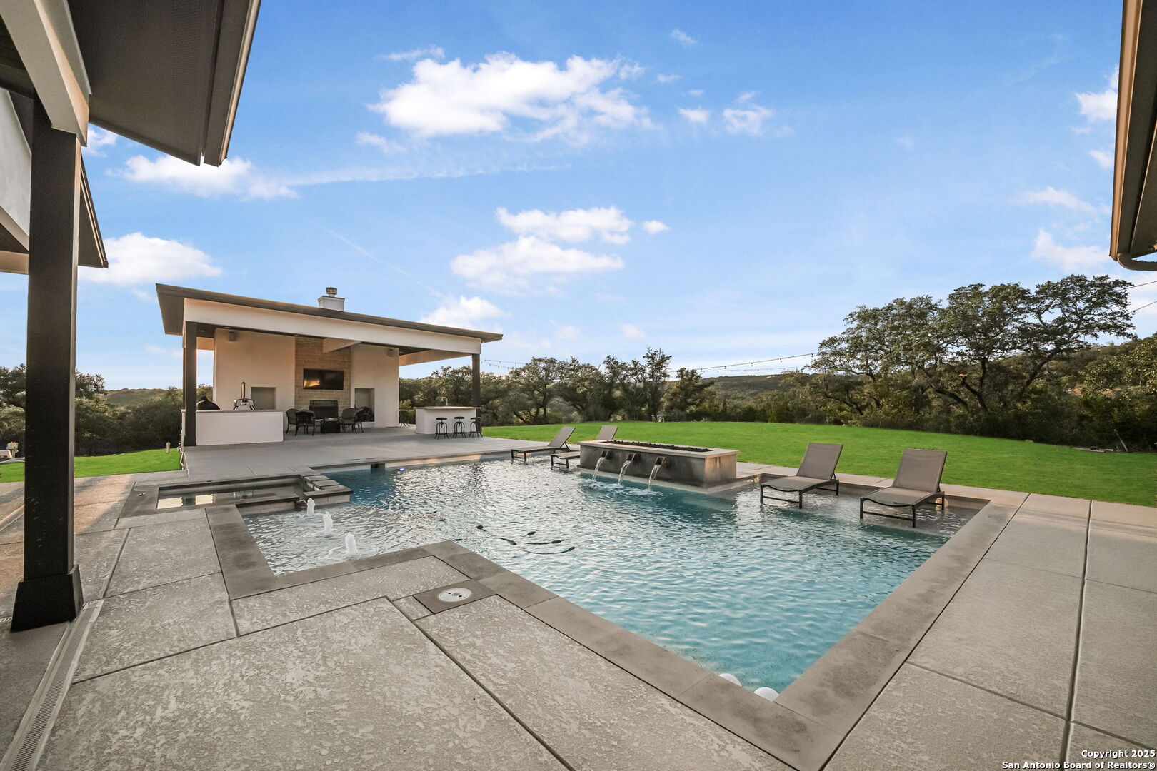 1418 Park Road 37 Helotes TX 78023