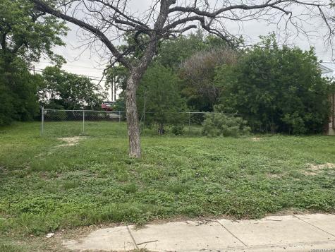 207 Merry Ann San Antonio TX 78223
