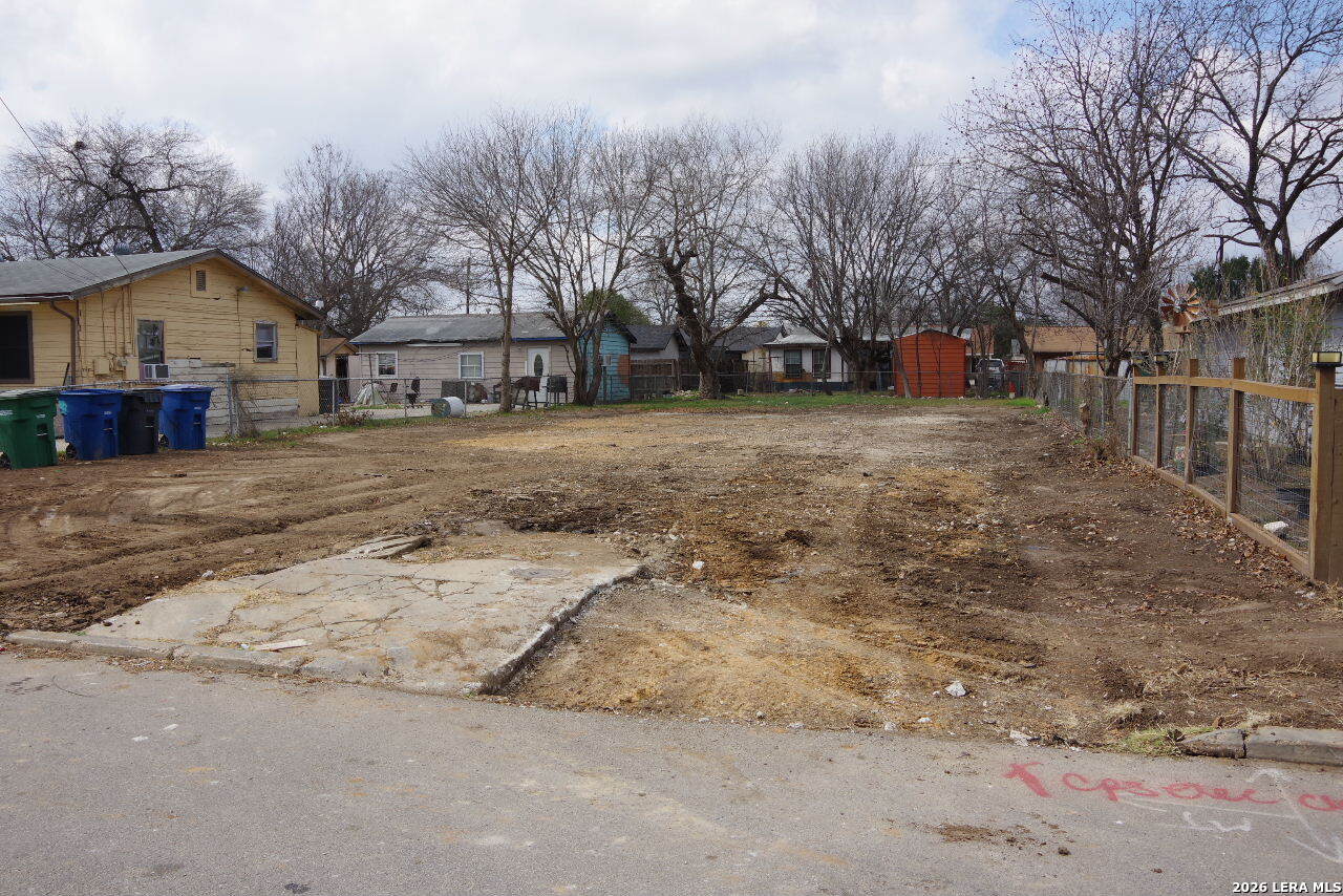 2131 Athel San Antonio TX 78237