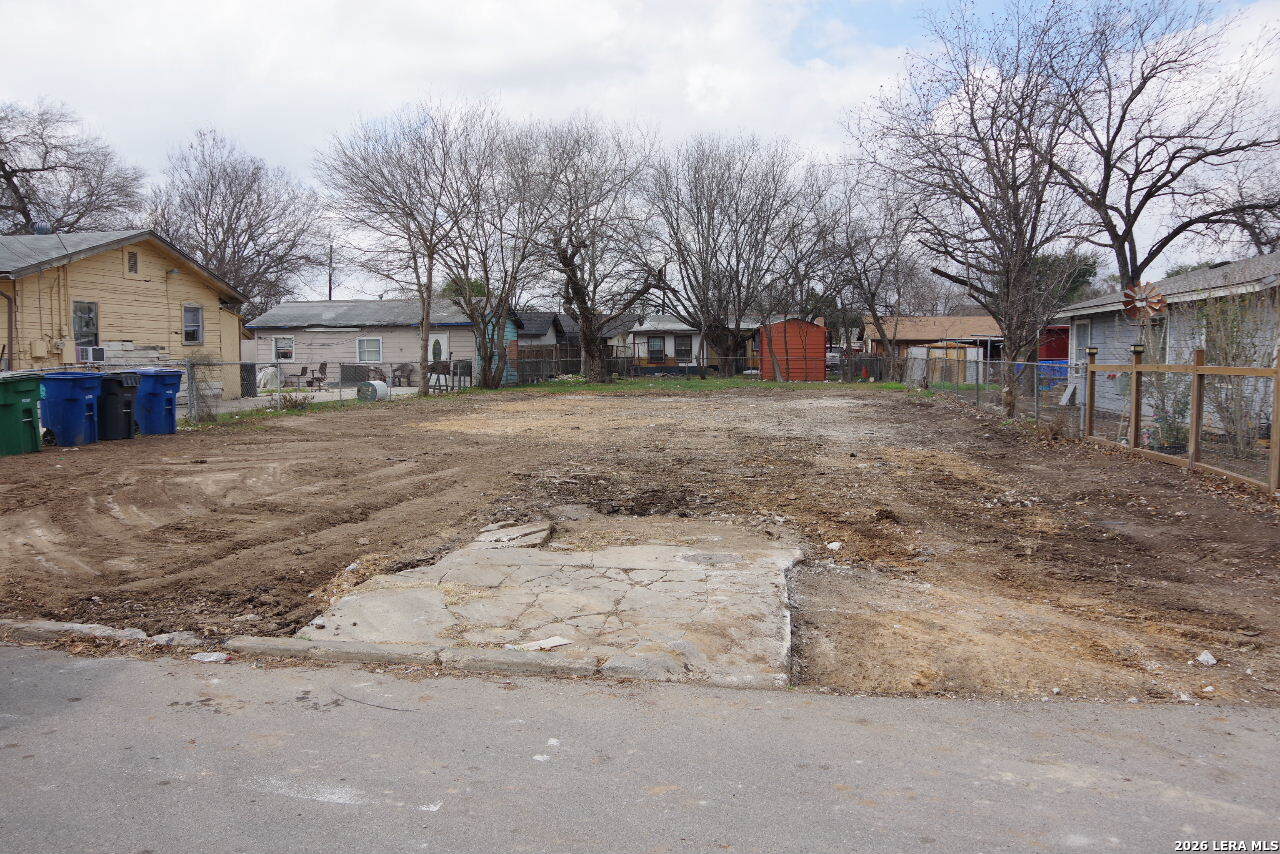 2131 Athel San Antonio TX 78237