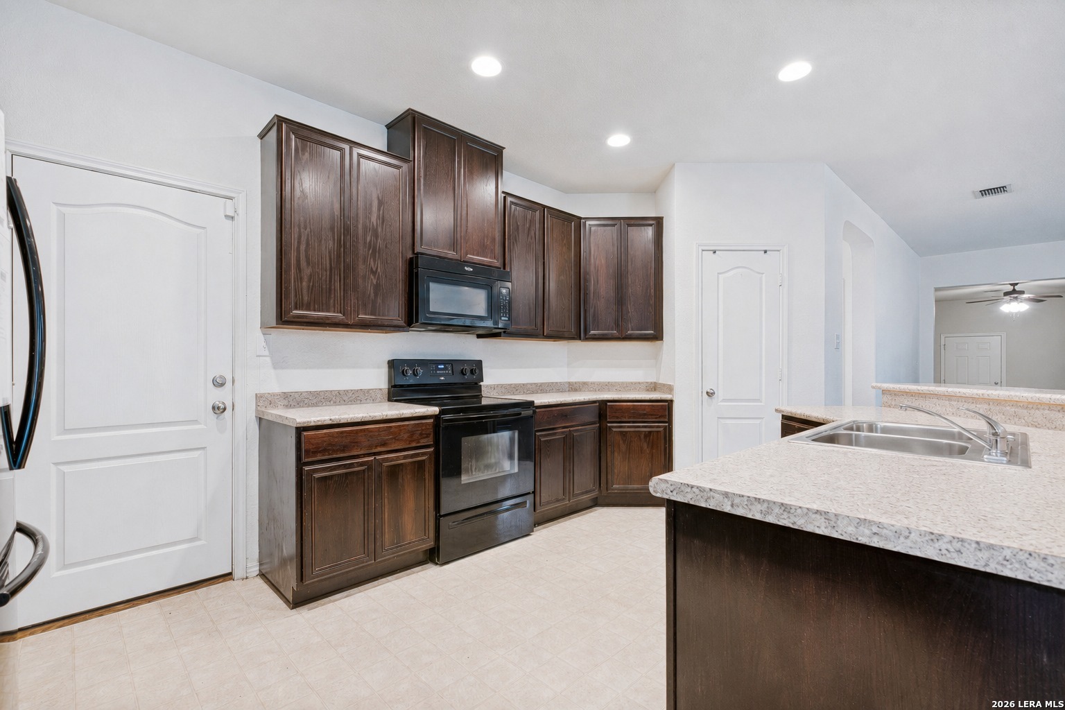 10347 Gold Rush Creek San Antonio TX 78245