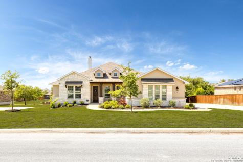 250 Lilly Bluff Castroville TX 78009