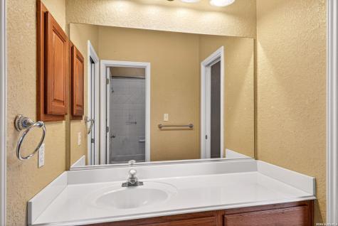 35 Gemsbuck Rise San Antonio TX 78258