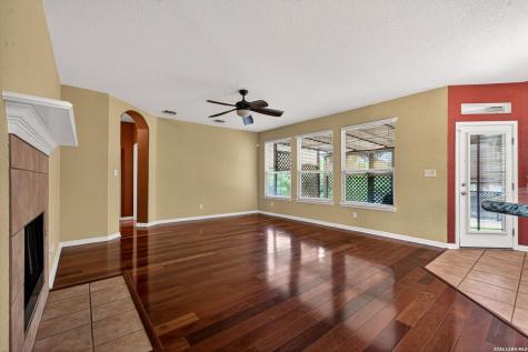35 Gemsbuck Rise San Antonio TX 78258
