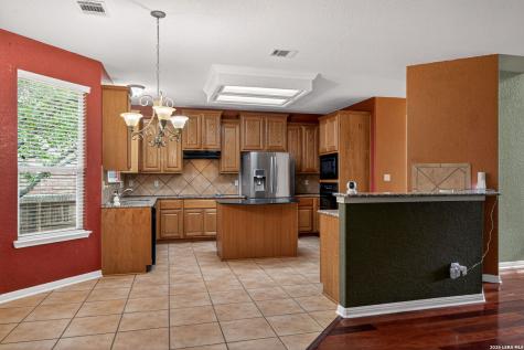 35 Gemsbuck Rise San Antonio TX 78258