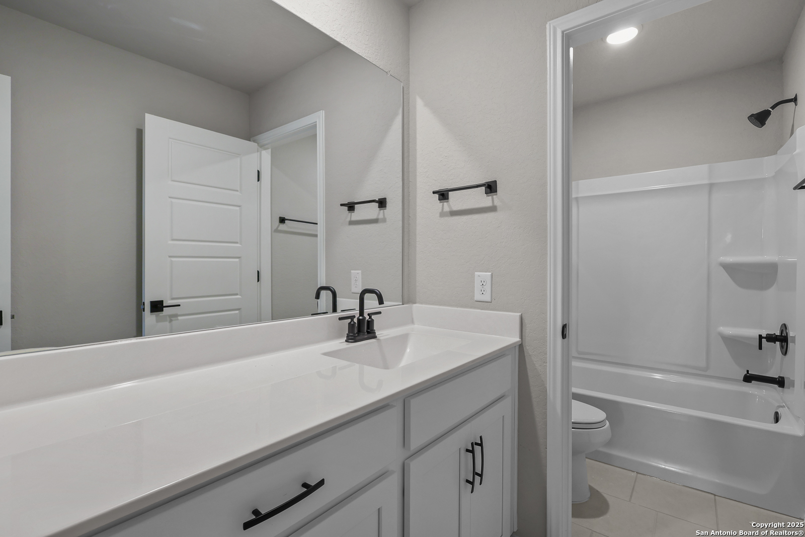 2523 Dry Moss Way San Antonio TX 78224
