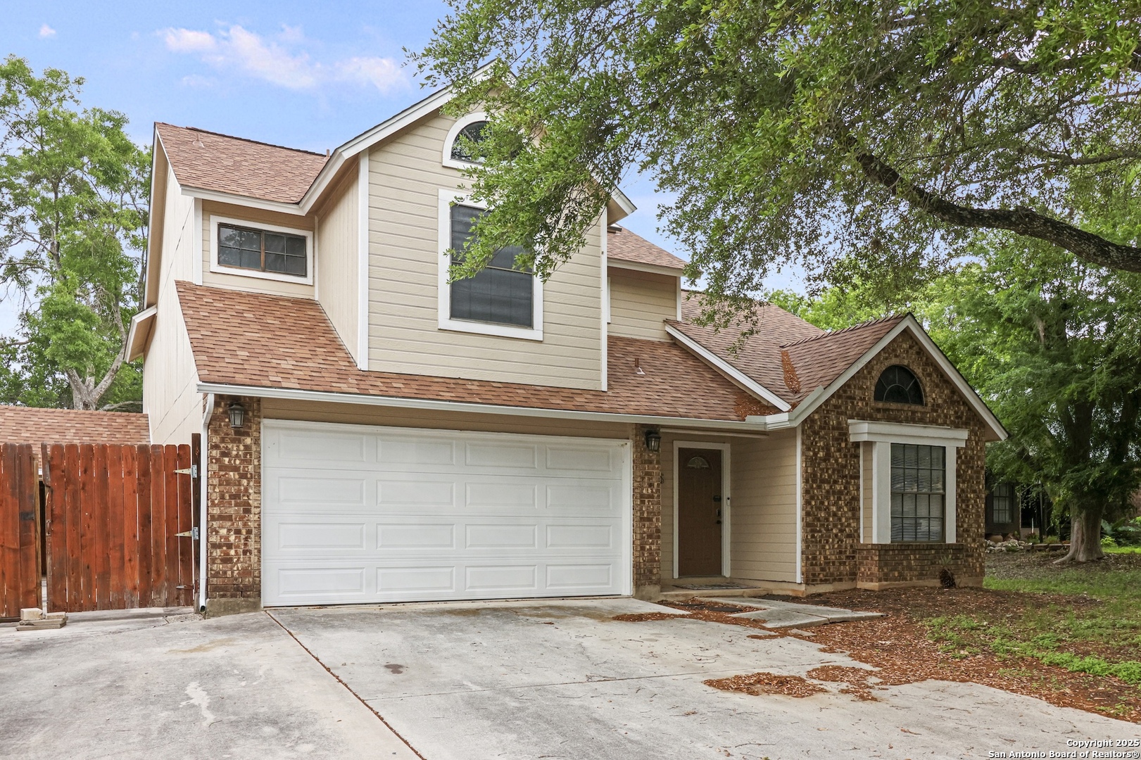 9335 Greens Point San Antonio TX 78250