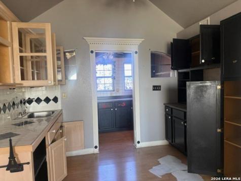 25 W Skyview Drive Del Rio TX 78840