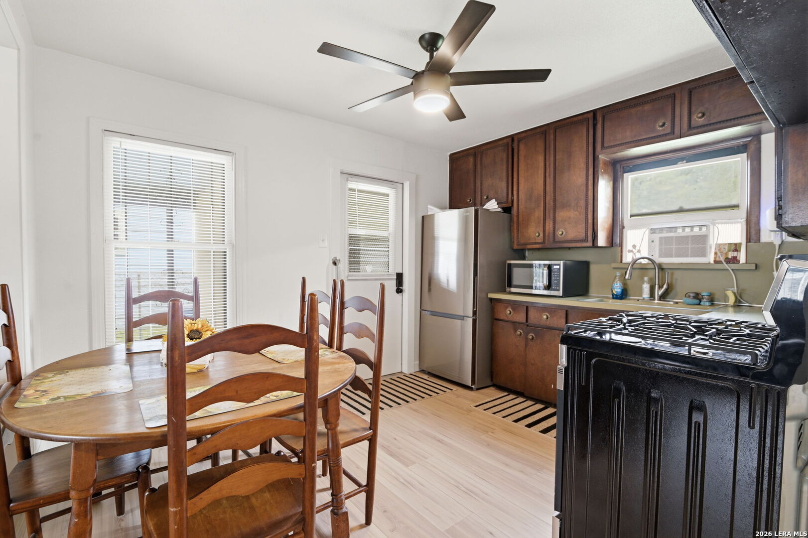 2311 Hiawatha San Antonio TX 78210