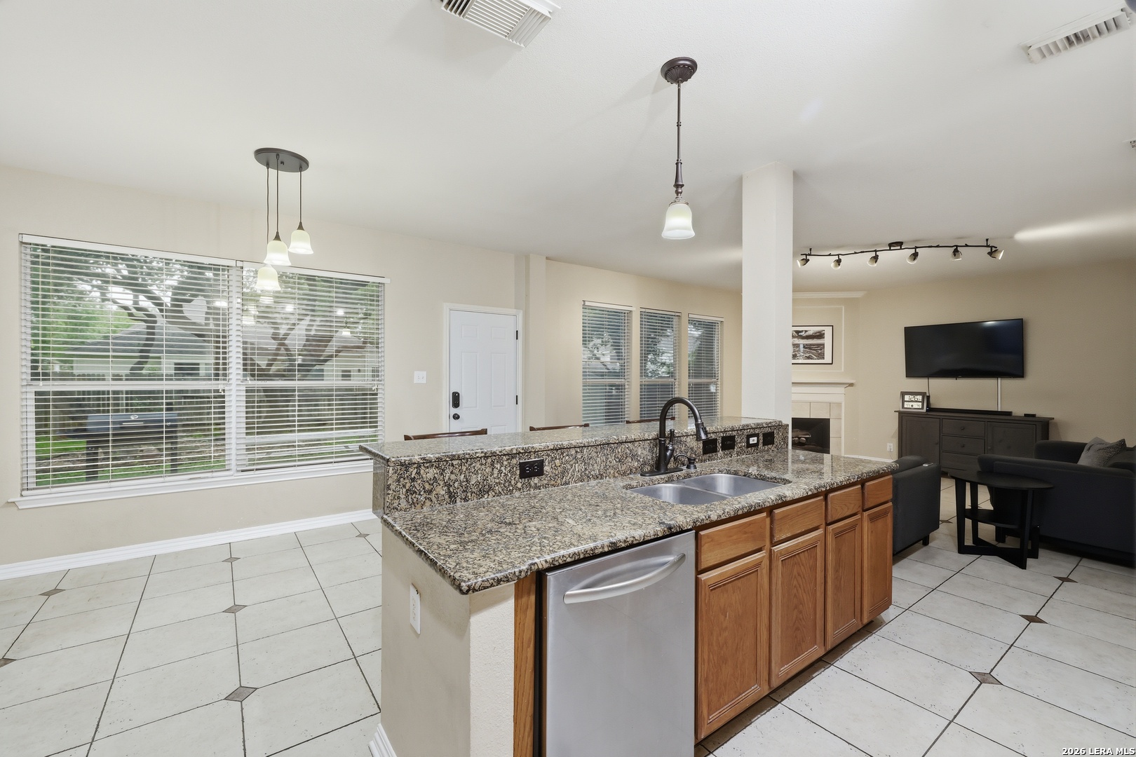 8839 Brae Crest San Antonio TX 78249