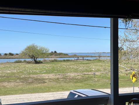 818 Swan Point Lagoon Seadrift TX 77983