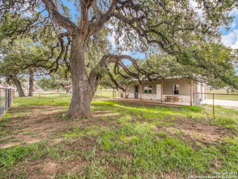 338 Salt Grass Trail Bandera TX 78003