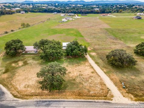 338 Salt Grass Trail Bandera TX 78003