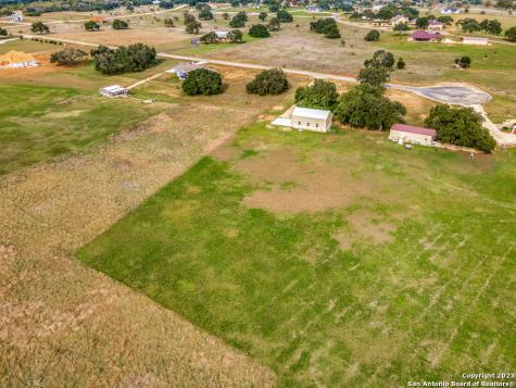 338 Salt Grass Trail Bandera TX 78003
