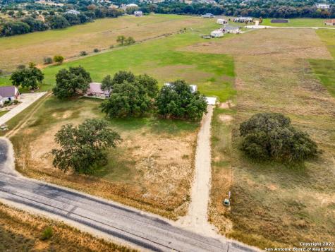 338 Salt Grass Trail Bandera TX 78003