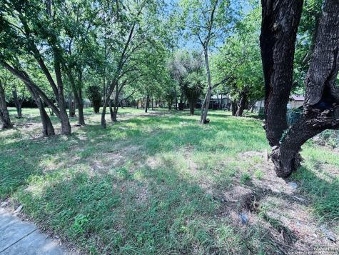 100 Groff San Antonio TX 78237
