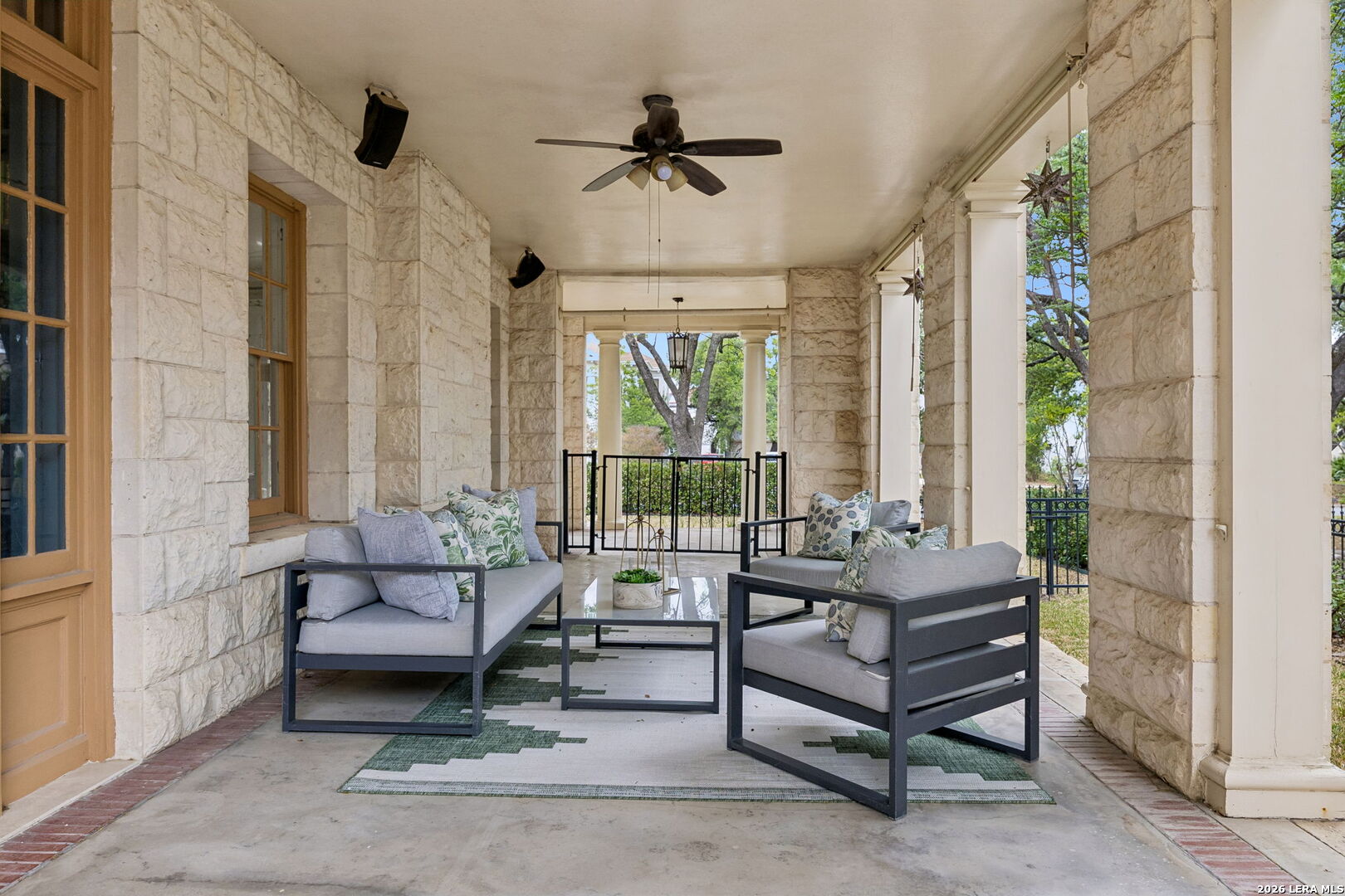 228 W Mulberry Avenue San Antonio TX 78212