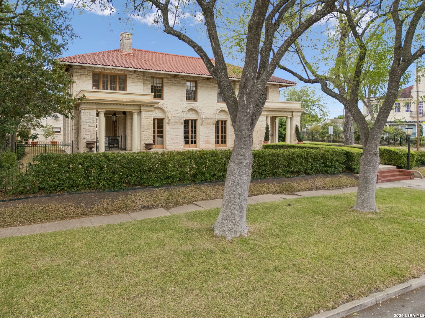 228 W Mulberry Avenue San Antonio TX 78212