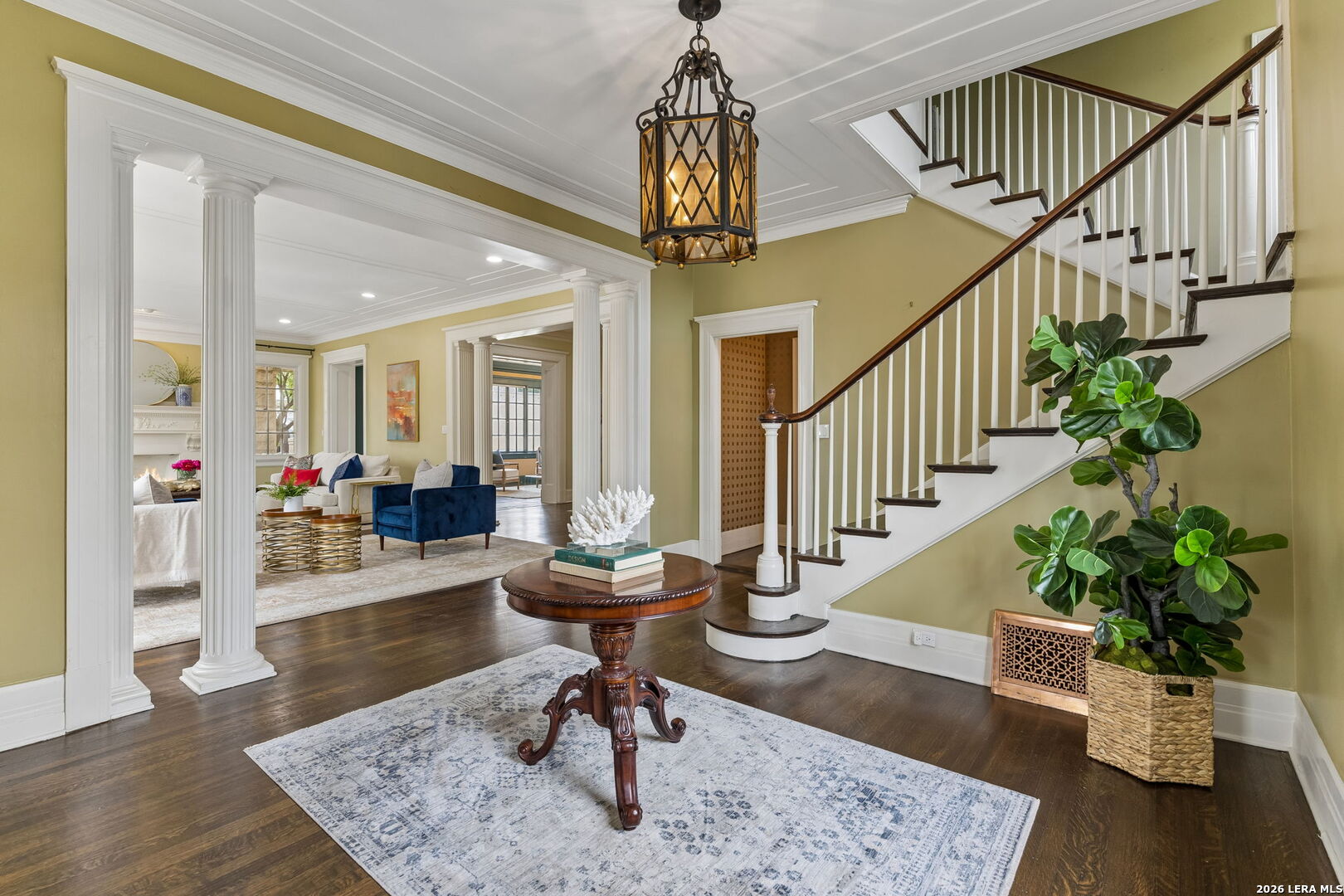 228 W Mulberry Avenue San Antonio TX 78212