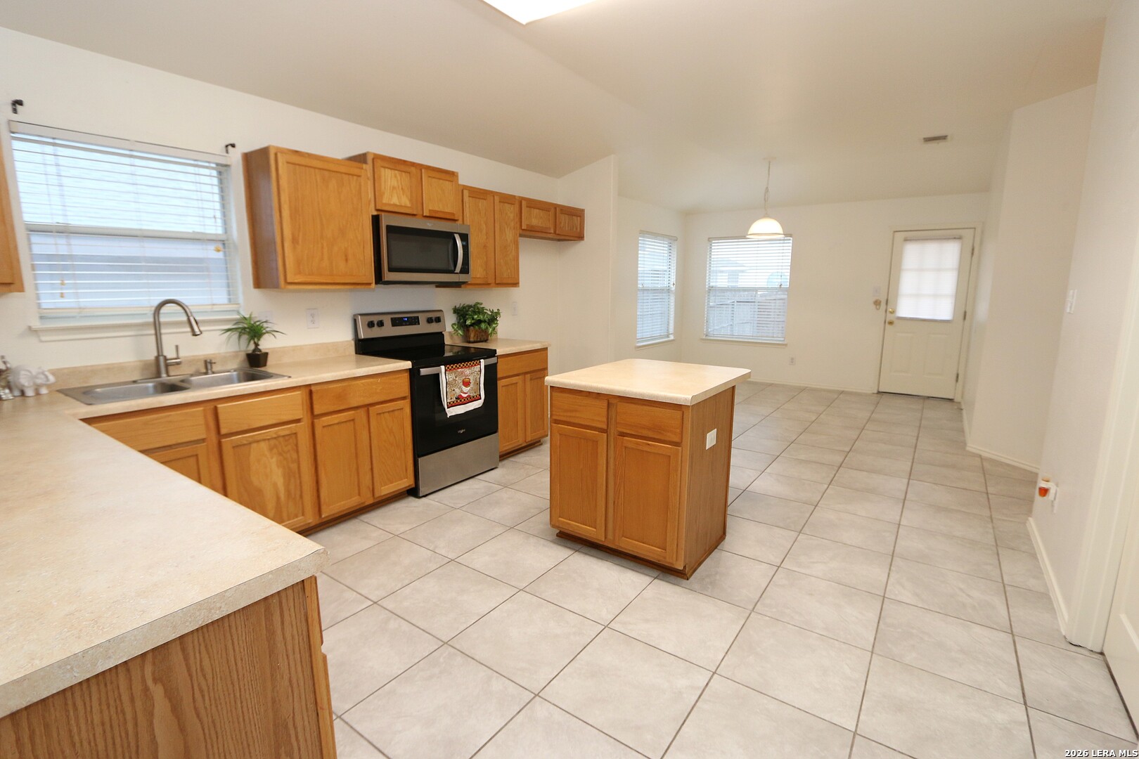 531 Rattler Bluff San Antonio TX 78251