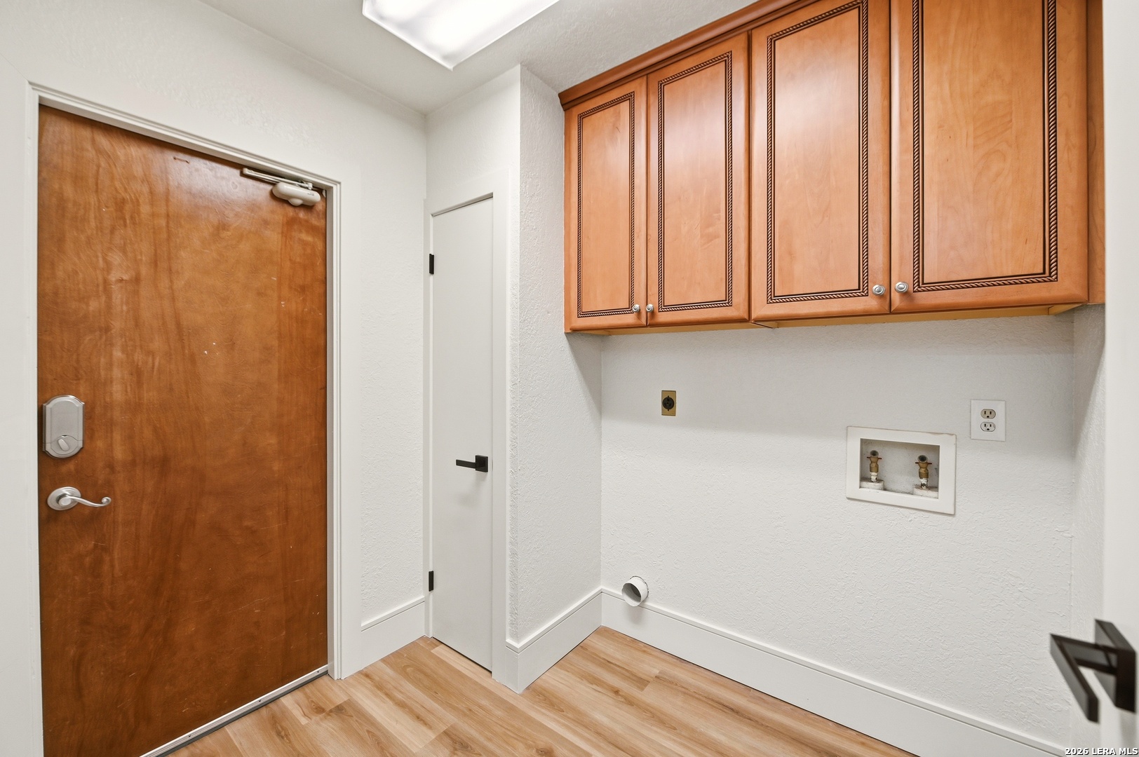 8810 Shady Winds San Antonio TX 78254