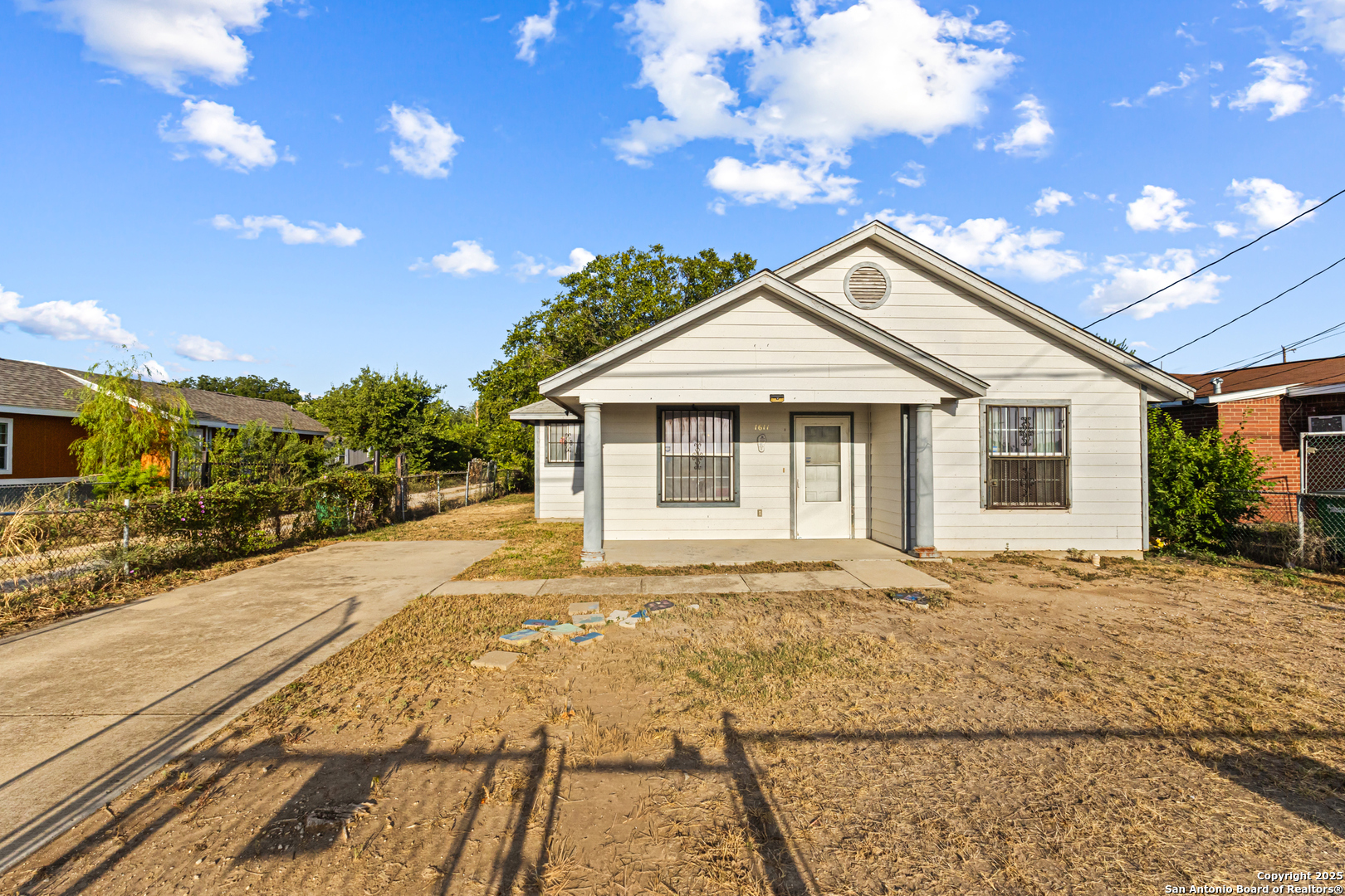 1611 S Callaghan Road San Antonio TX 78227
