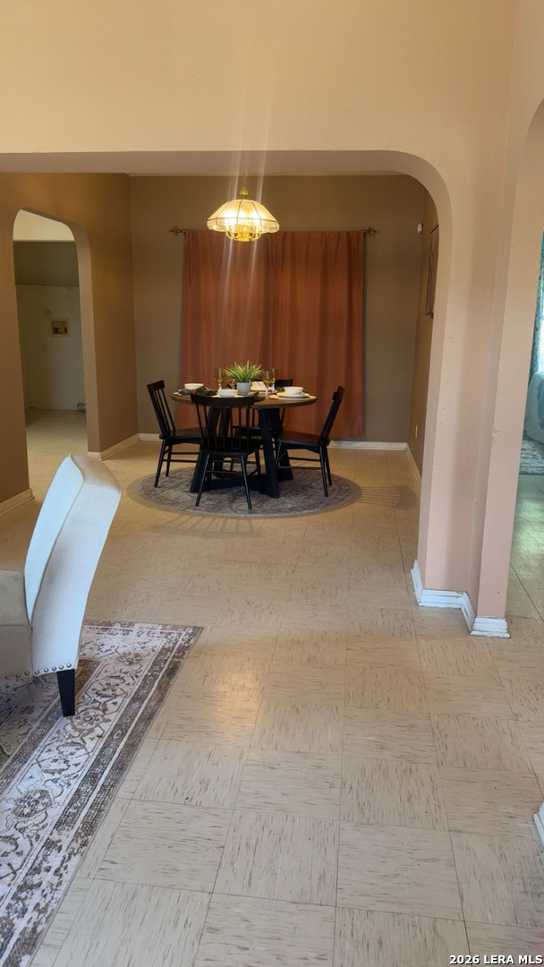 1611 S Callaghan Road San Antonio TX 78227