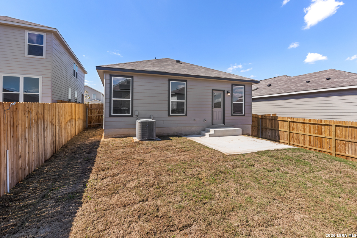 5134 Schaeffer Ridge Converse TX 78109