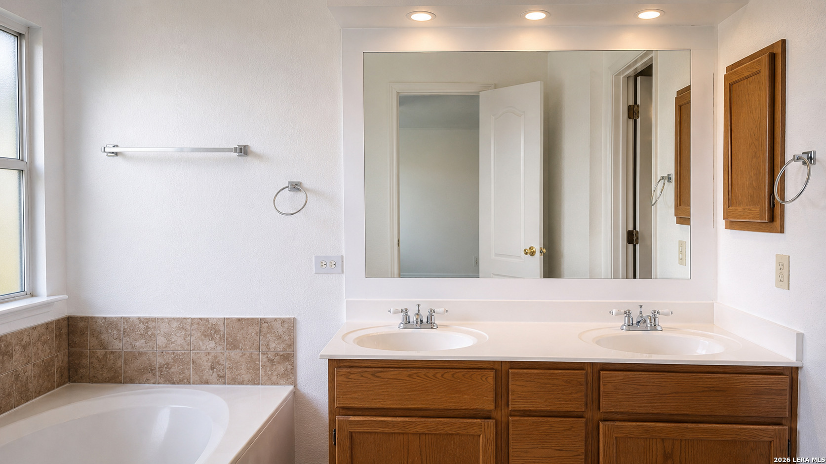 10710 Diamond Rock San Antonio TX 78251