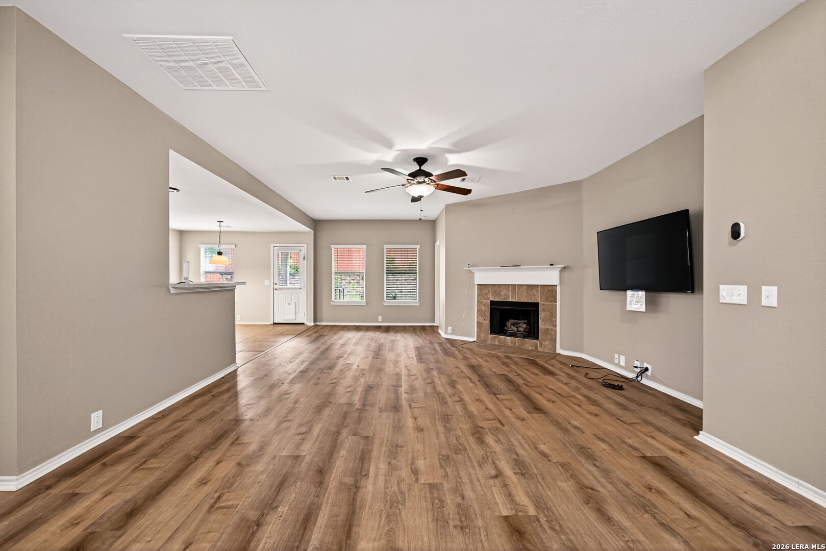 15619 Hastings Park Selma TX 78154