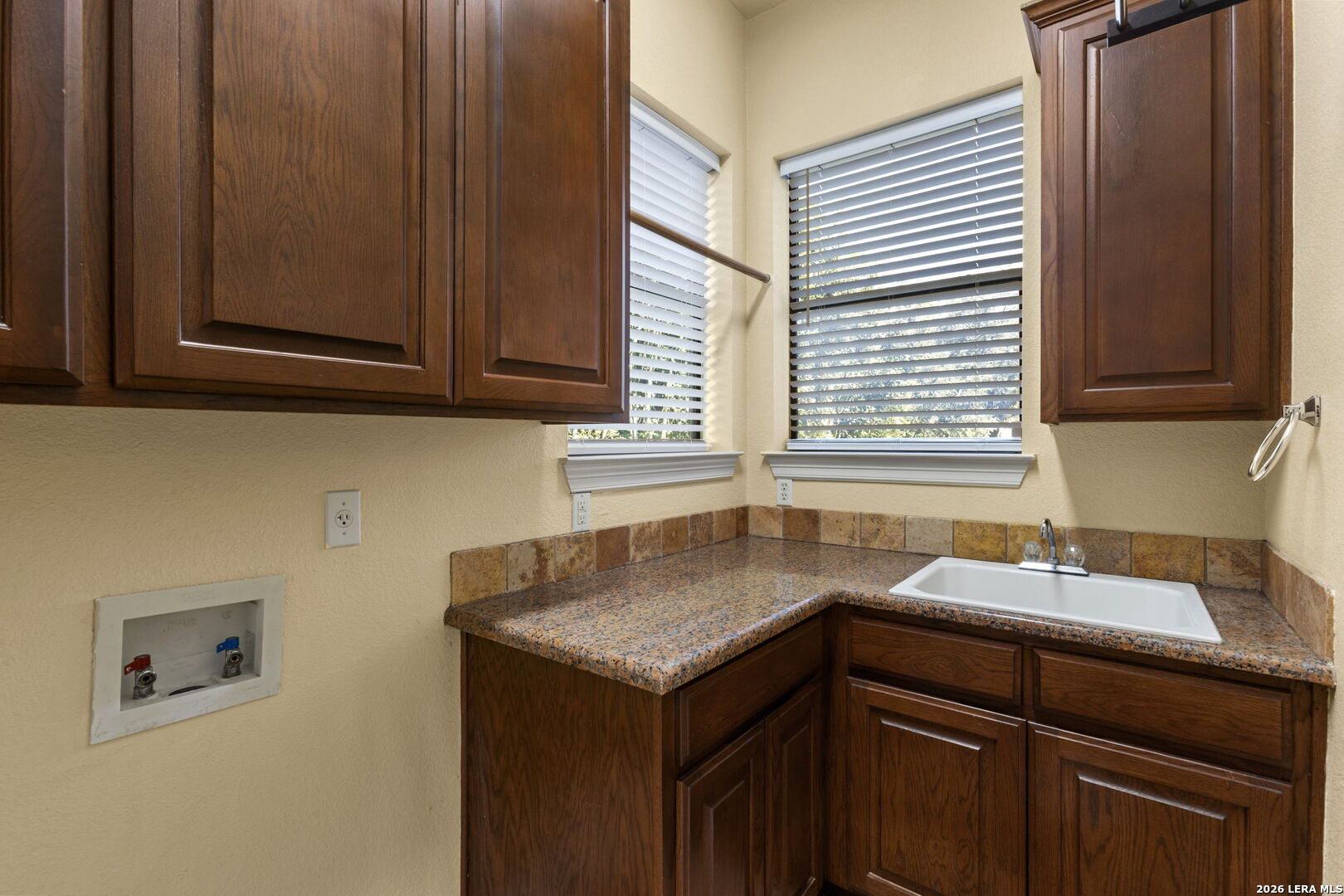 1426 Whisper Mountain San Antonio TX 78258