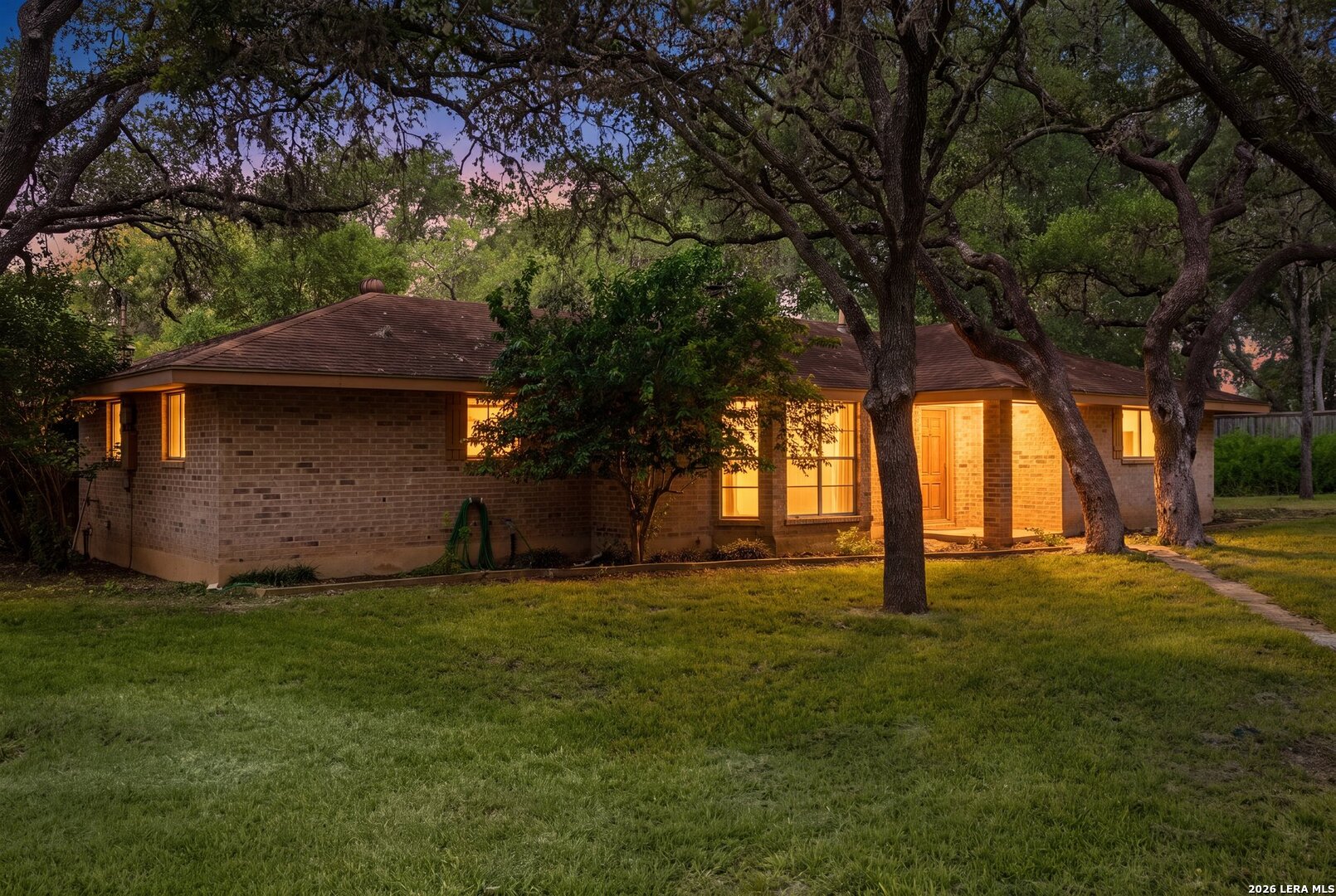 304 Hill Country Lane San Antonio TX 78232