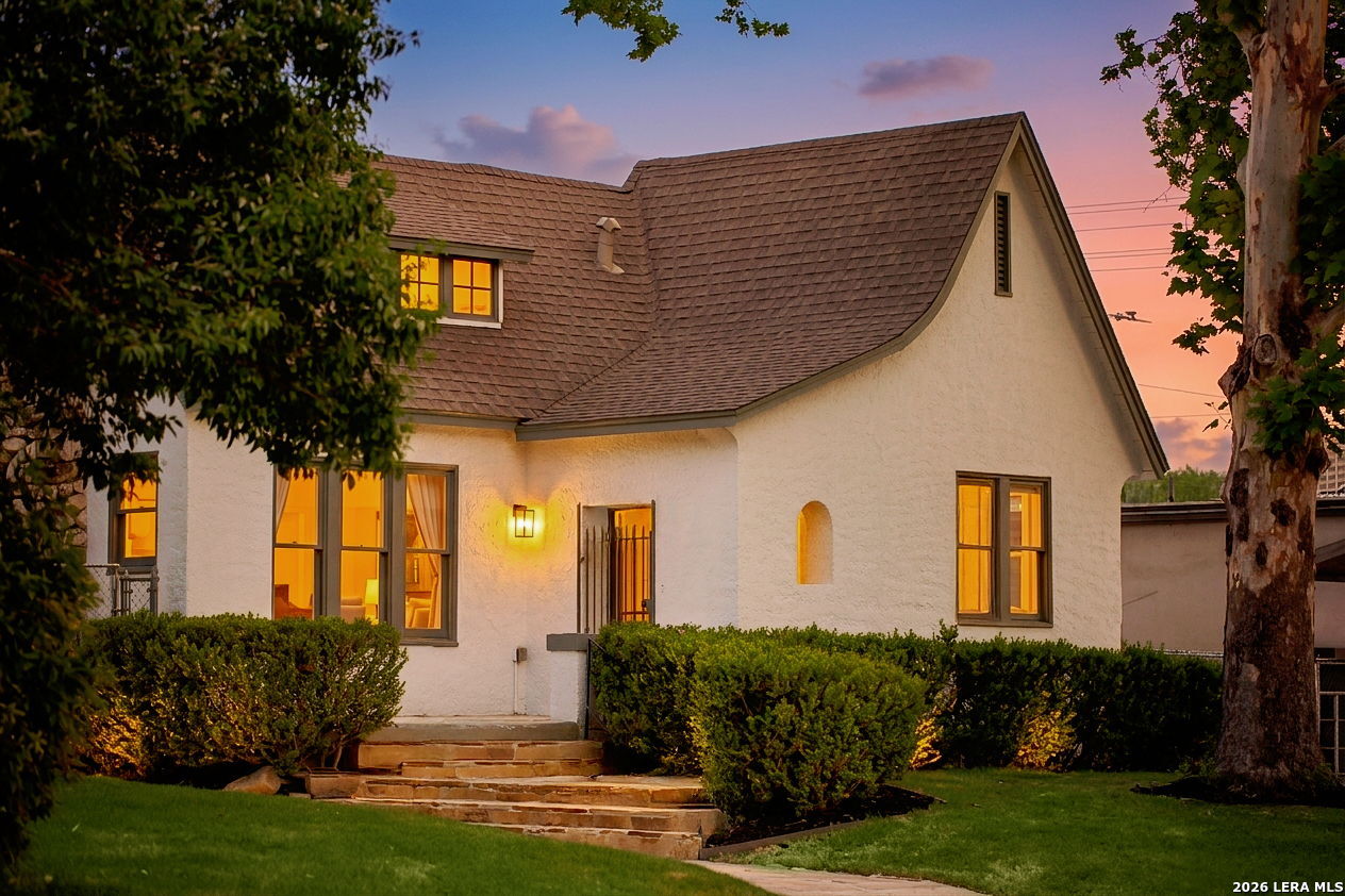 334 W Lullwood Avenue San Antonio TX 78212